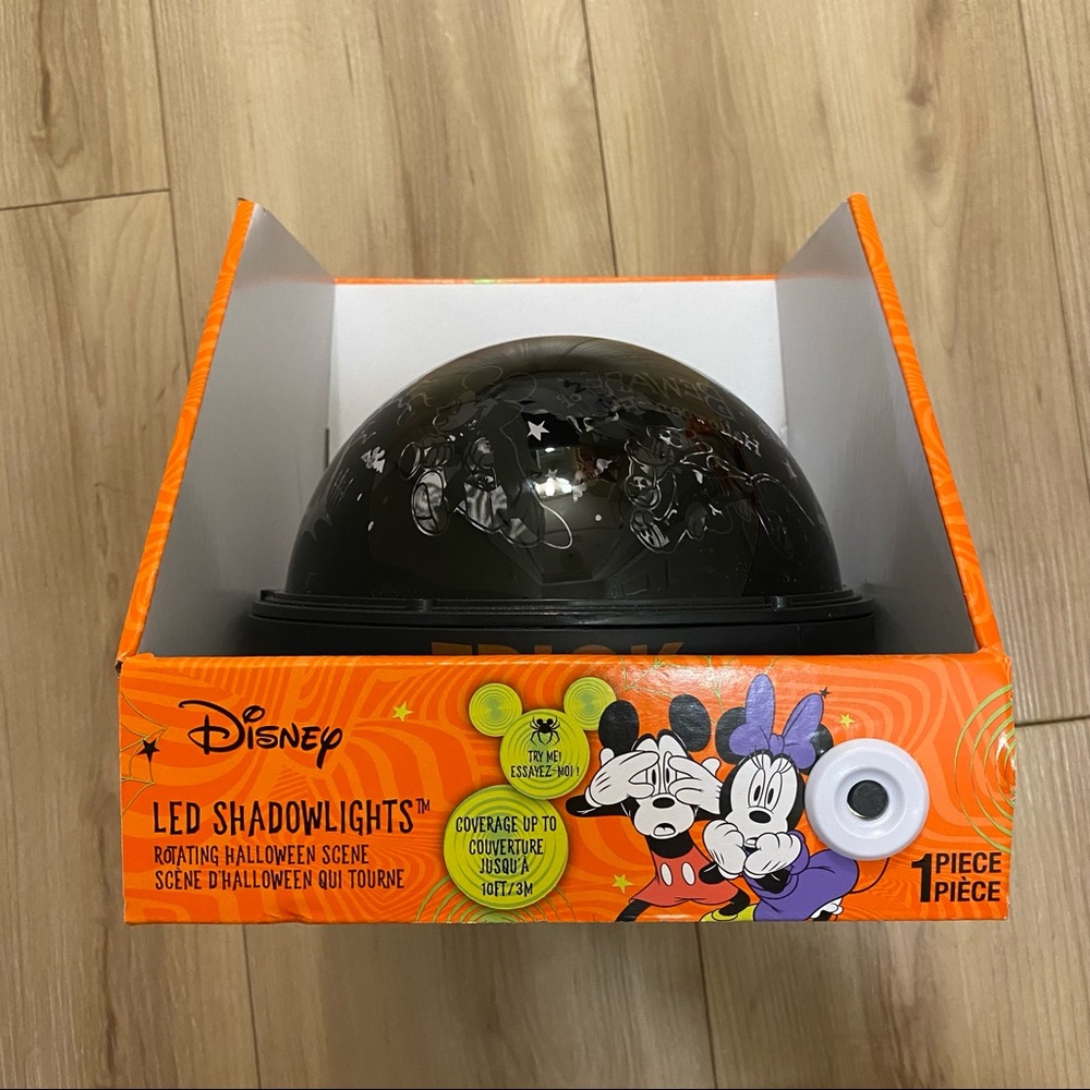 NWT Disney Mickey & Minnie LED Projection